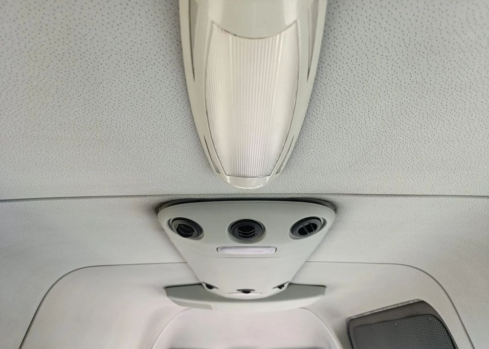 Minibus, Passenger van Volkswagen Crafter: picture 17