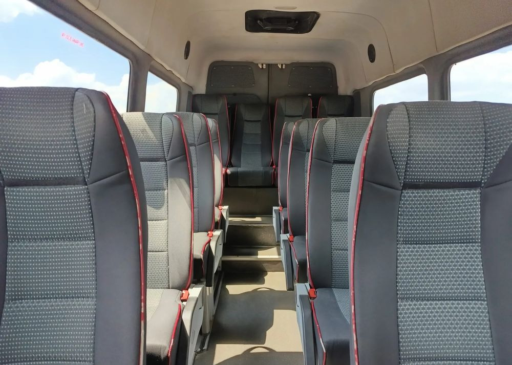 Minibus, Passenger van Volkswagen Crafter: picture 19