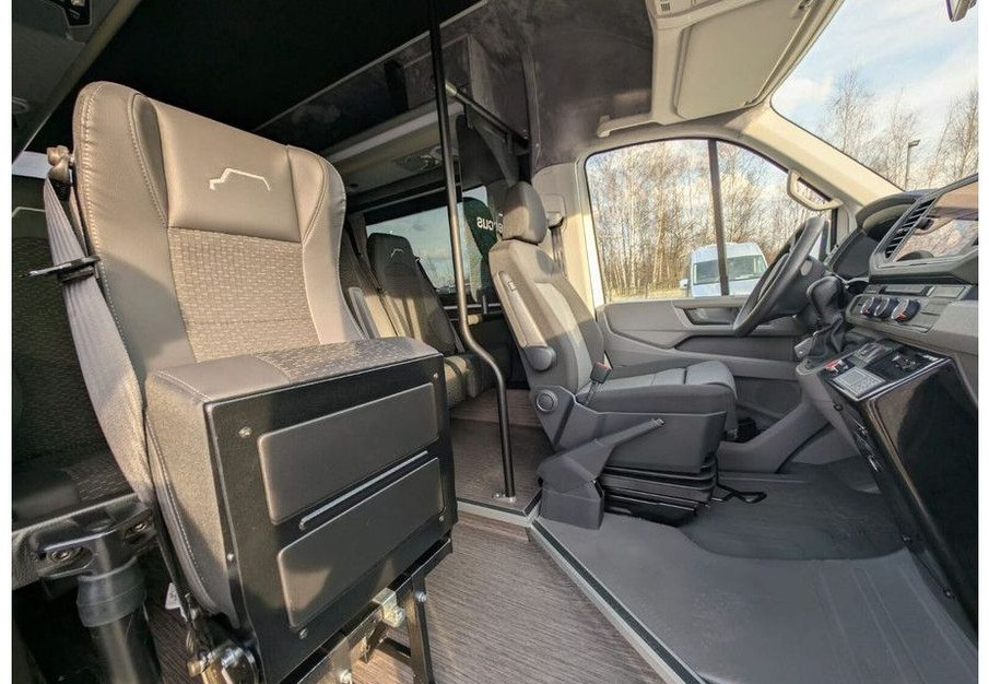 Minibus, Passenger van Volkswagen Crafter: picture 14 Minibus, Passenger van Volkswagen Crafter: picture 14
