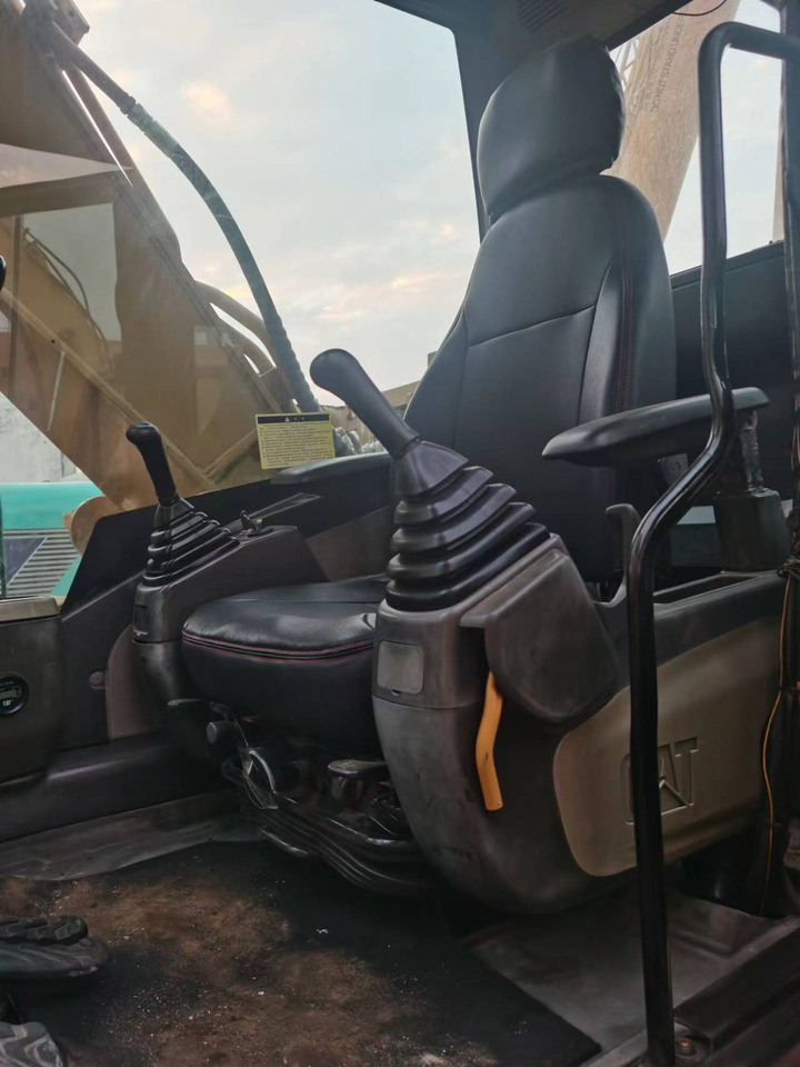 CATERPILLAR 315D - Crawler excavator: picture 5 CATERPILLAR 315D - Crawler excavator: picture 5