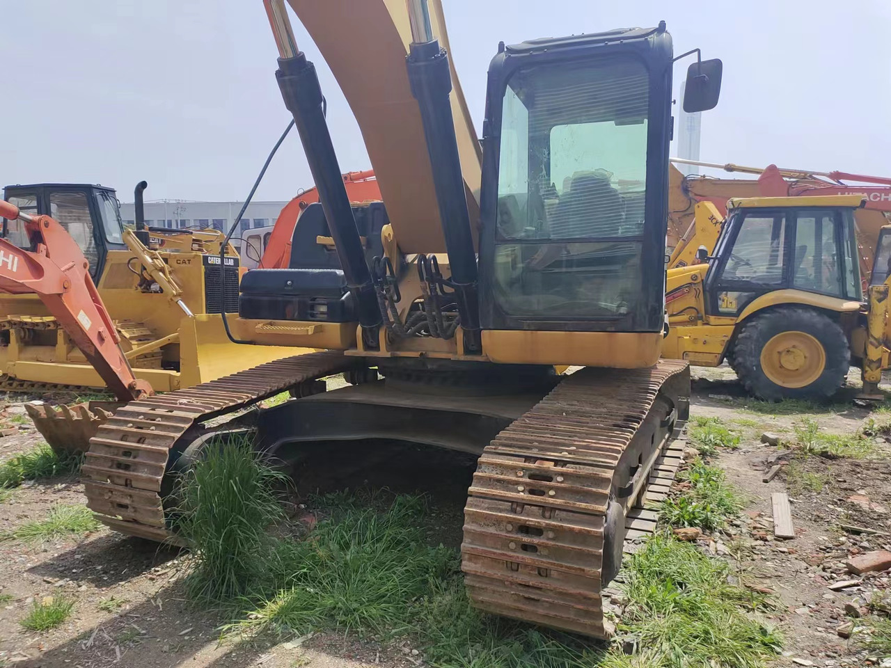 CATERPILLAR 325C - Crawler excavator: picture 5 CATERPILLAR 325C - Crawler excavator: picture 5