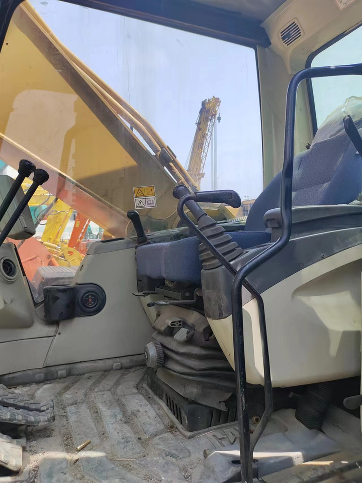 CATERPILLAR 325C - Crawler excavator: picture 4 CATERPILLAR 325C - Crawler excavator: picture 4