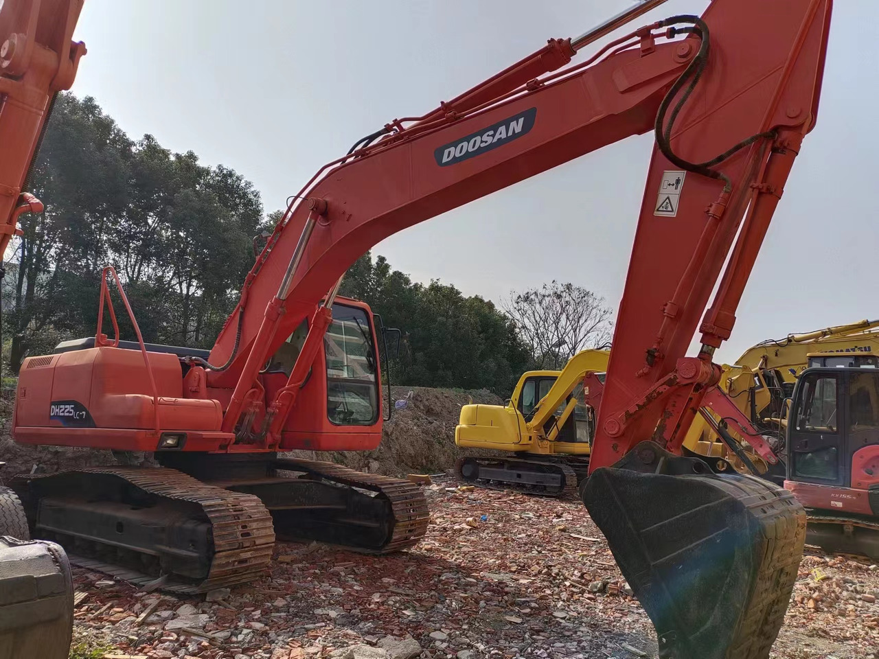 DOOSAN DH225LC-7 - Crawler excavator: picture 4 DOOSAN DH225LC-7 - Crawler excavator: picture 4