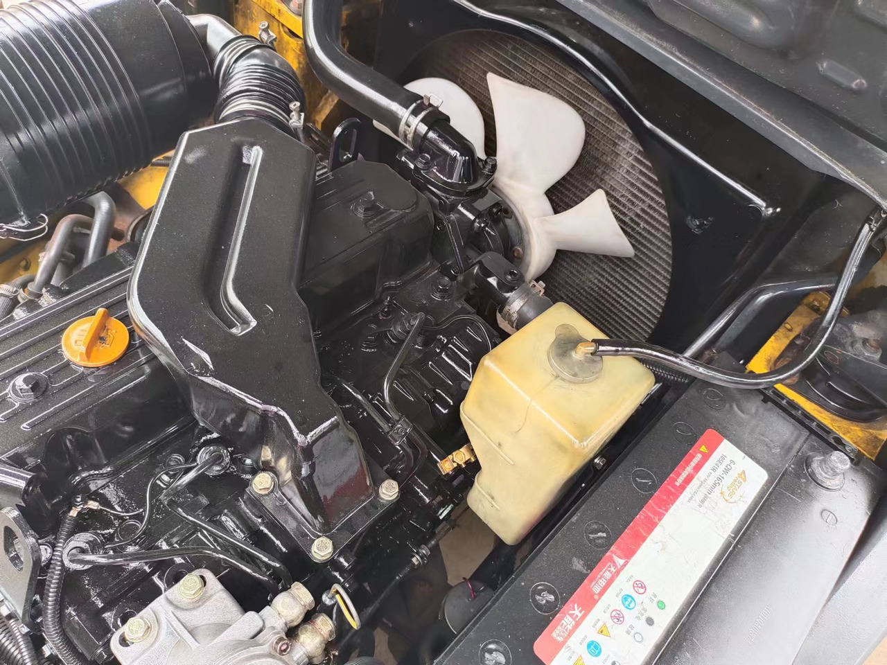 KOMATSU FD30 FD50 FD70 Japanese diesel forklift - Diesel forklift: picture 4 KOMATSU FD30 FD50 FD70 Japanese diesel forklift - Diesel forklift: picture 4