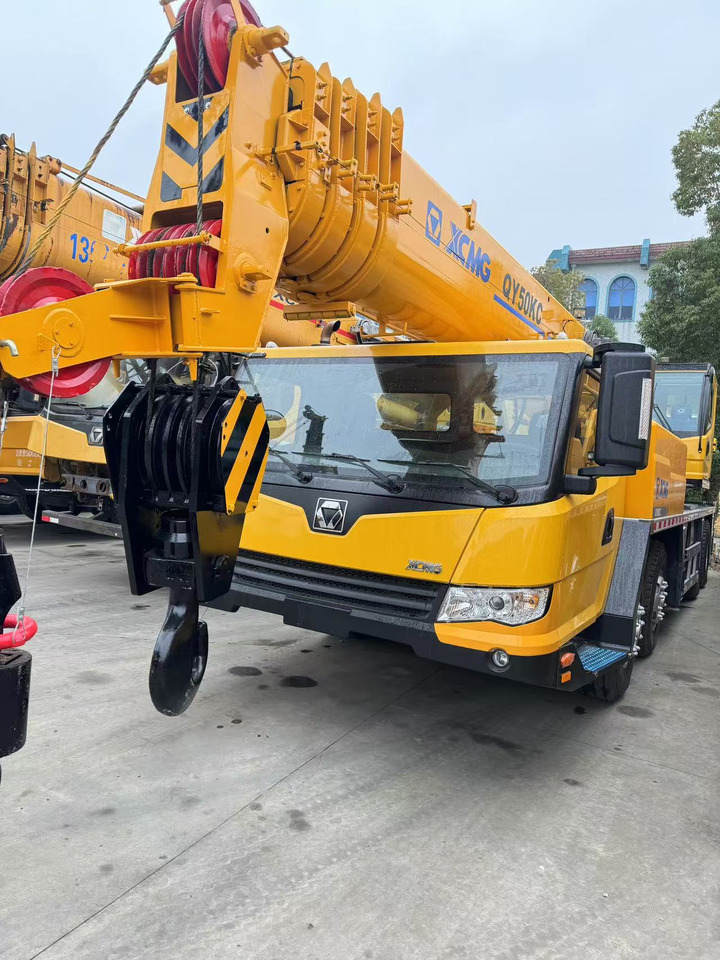 XCMG QY50KC QY50 CHINA TRUCK CRANE 50TONS - Mobile crane: picture 1 XCMG QY50KC QY50 CHINA TRUCK CRANE 50TONS - Mobile crane: picture 1