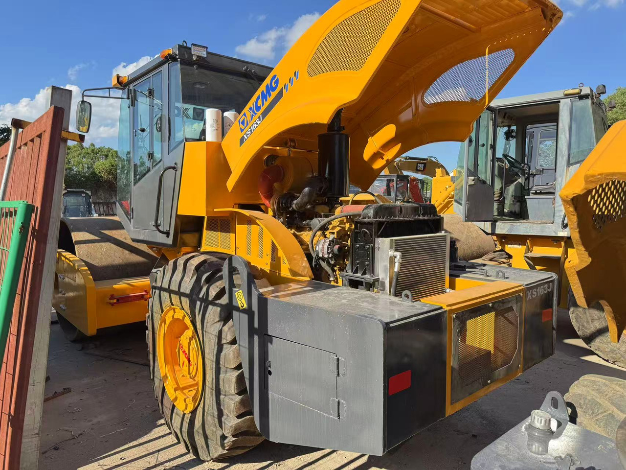 XCMG XS163J - Road roller: picture 3 XCMG XS163J - Road roller: picture 3