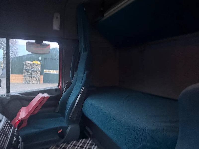 Tractor unit DAF XF 95.430 Tractor Unit: picture 11 Tractor unit DAF XF 95.430 Tractor Unit: picture 11