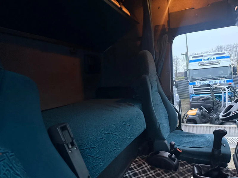 Tractor unit DAF XF 95.430 Tractor Unit: picture 15 Tractor unit DAF XF 95.430 Tractor Unit: picture 15