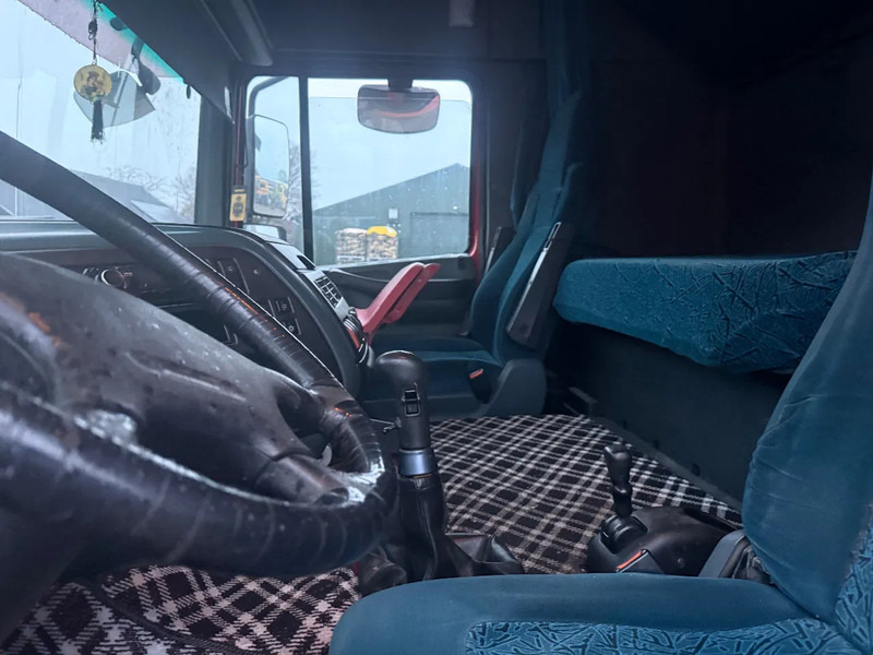 Tractor unit DAF XF 95.430 Tractor Unit: picture 10 Tractor unit DAF XF 95.430 Tractor Unit: picture 10