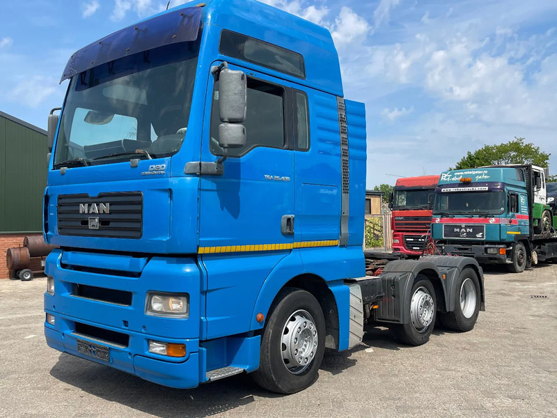 MAN TGA 26.430 TRACTOR UNIT - Tractor unit: picture 3 MAN TGA 26.430 TRACTOR UNIT - Tractor unit: picture 3