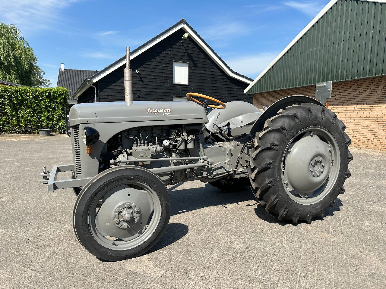 Diversen tef - Farm tractor: picture 1 Diversen tef - Farm tractor: picture 1