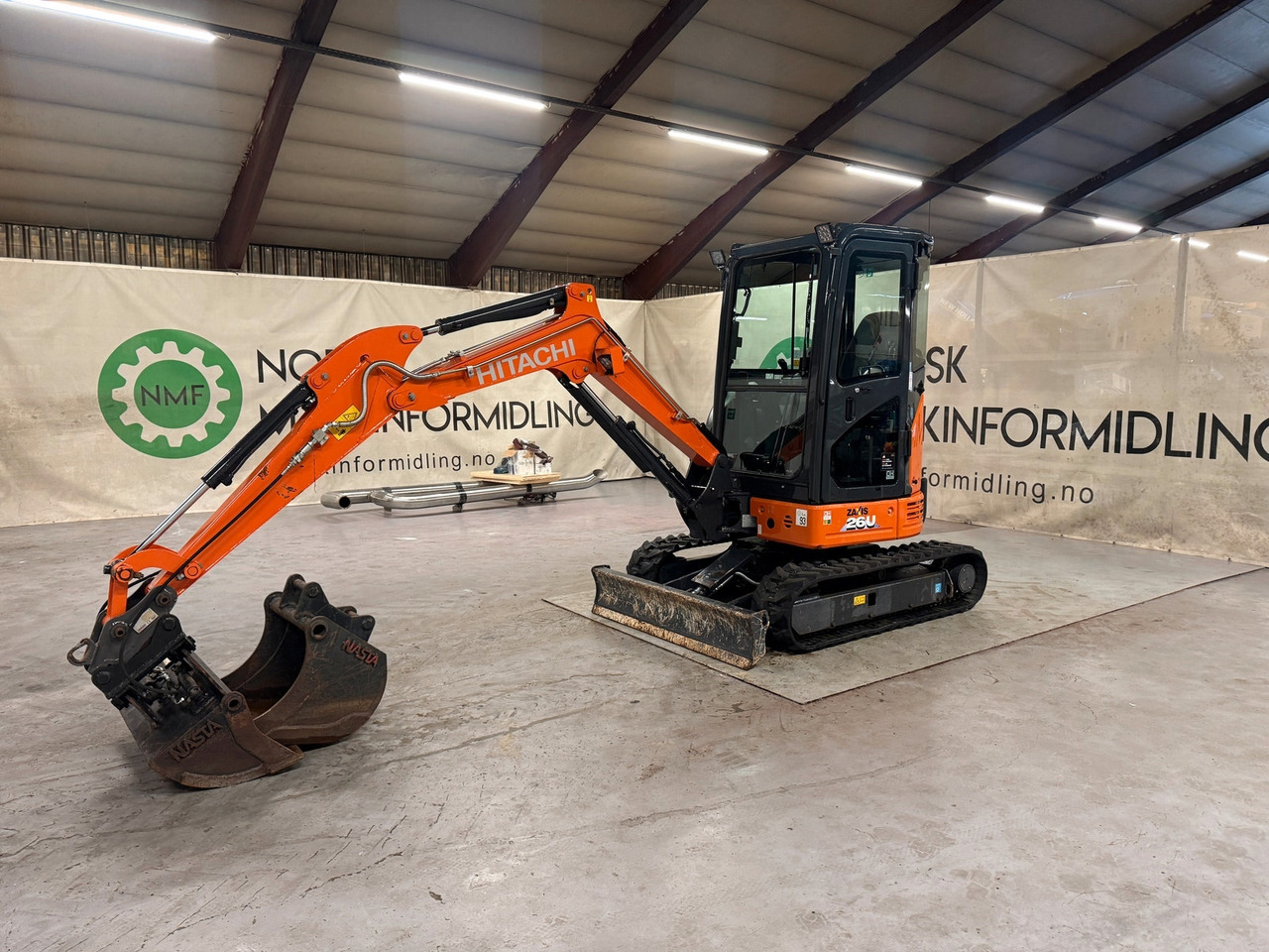 Hitachi ZX26U-6 - Mini excavator: picture 1 Hitachi ZX26U-6 - Mini excavator: picture 1