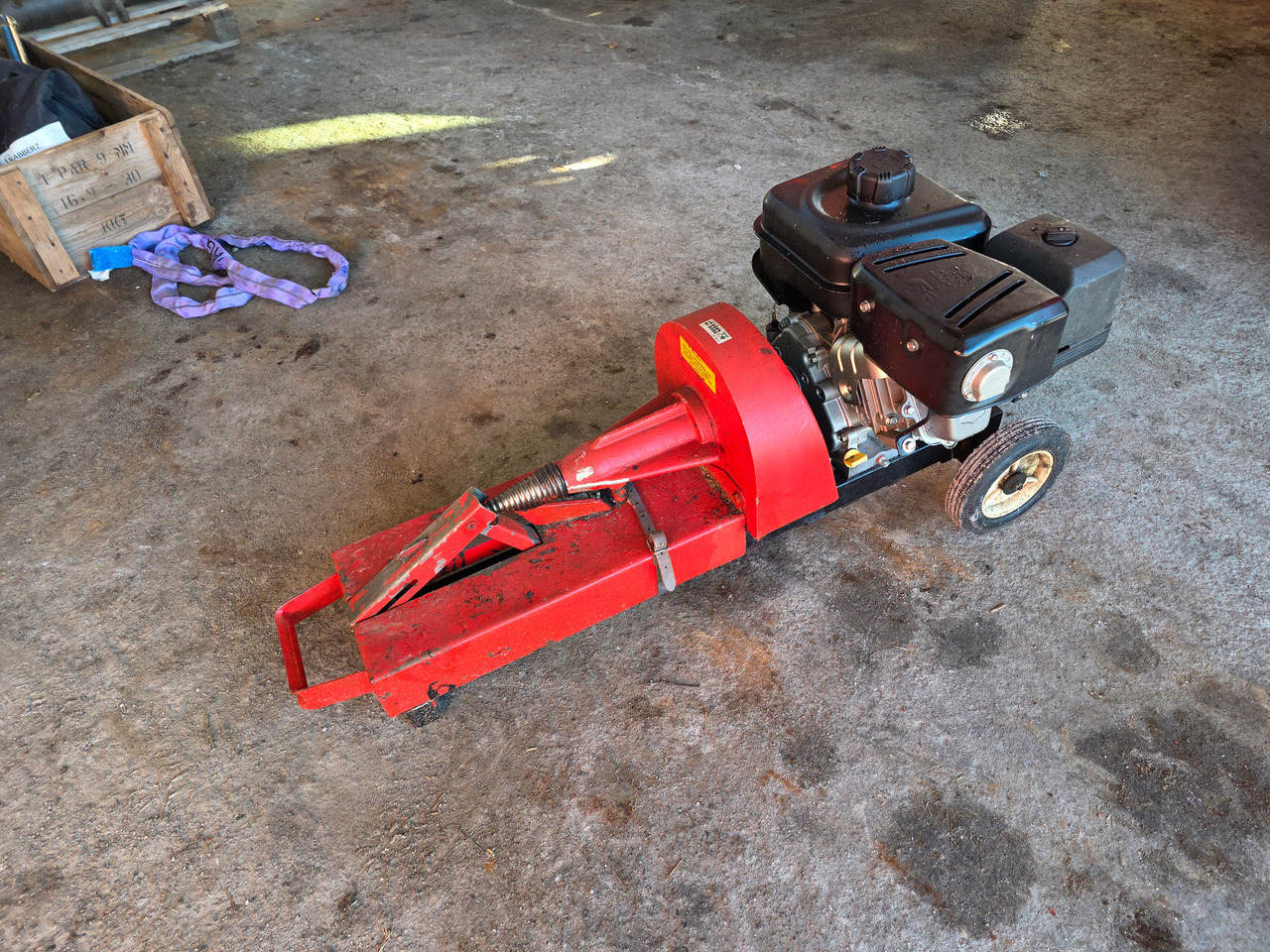 Liten Vedkløyver - Log splitter: picture 1 Liten Vedkløyver - Log splitter: picture 1