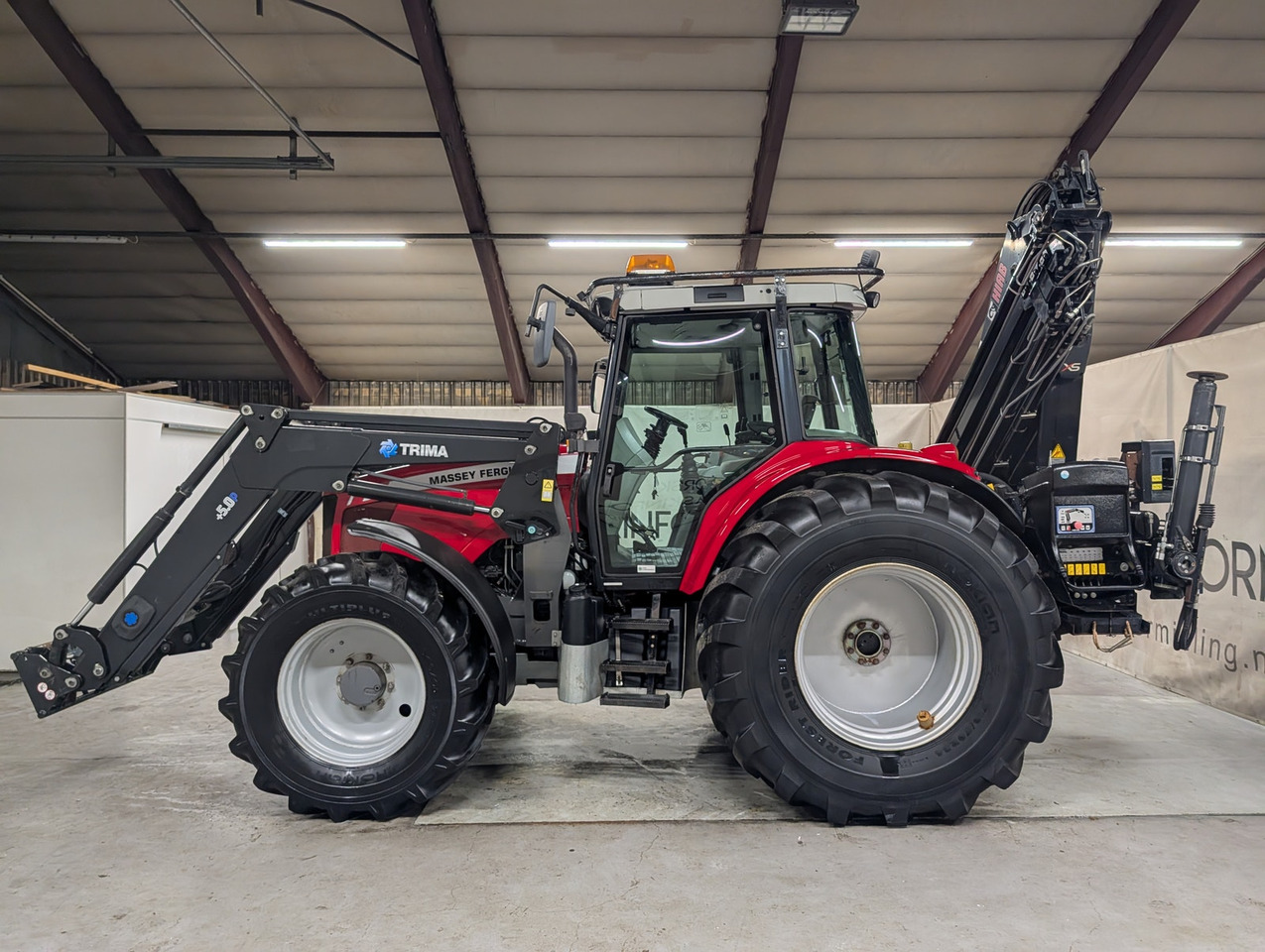 Massey Ferguson 5470 - Farm tractor: picture 2 Massey Ferguson 5470 - Farm tractor: picture 2