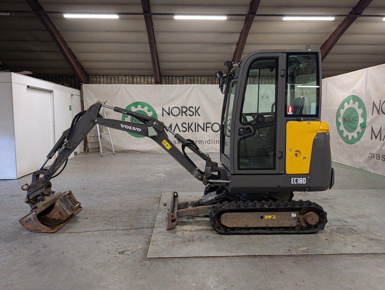 Volvo ECR18D - Mini excavator: picture 2 Volvo ECR18D - Mini excavator: picture 2