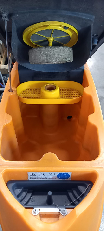 TASKI Swingo 755 - Scrubber dryer: picture 3 TASKI Swingo 755 - Scrubber dryer: picture 3