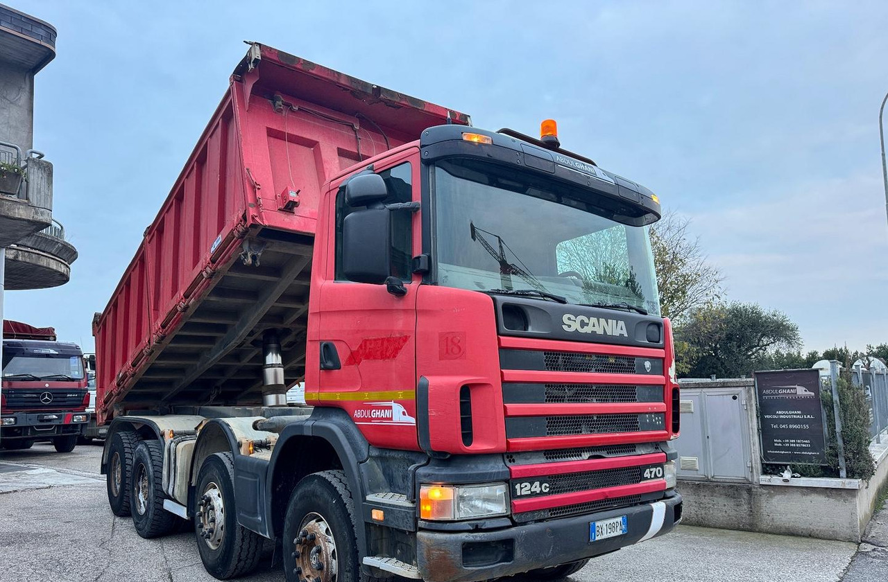 - Tipper: picture 1 - Tipper: picture 1