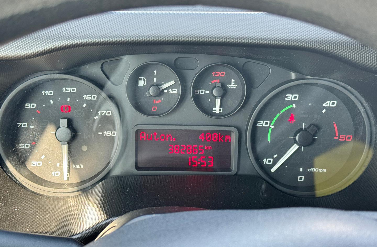 - Refrigerated van: picture 5 - Refrigerated van: picture 5