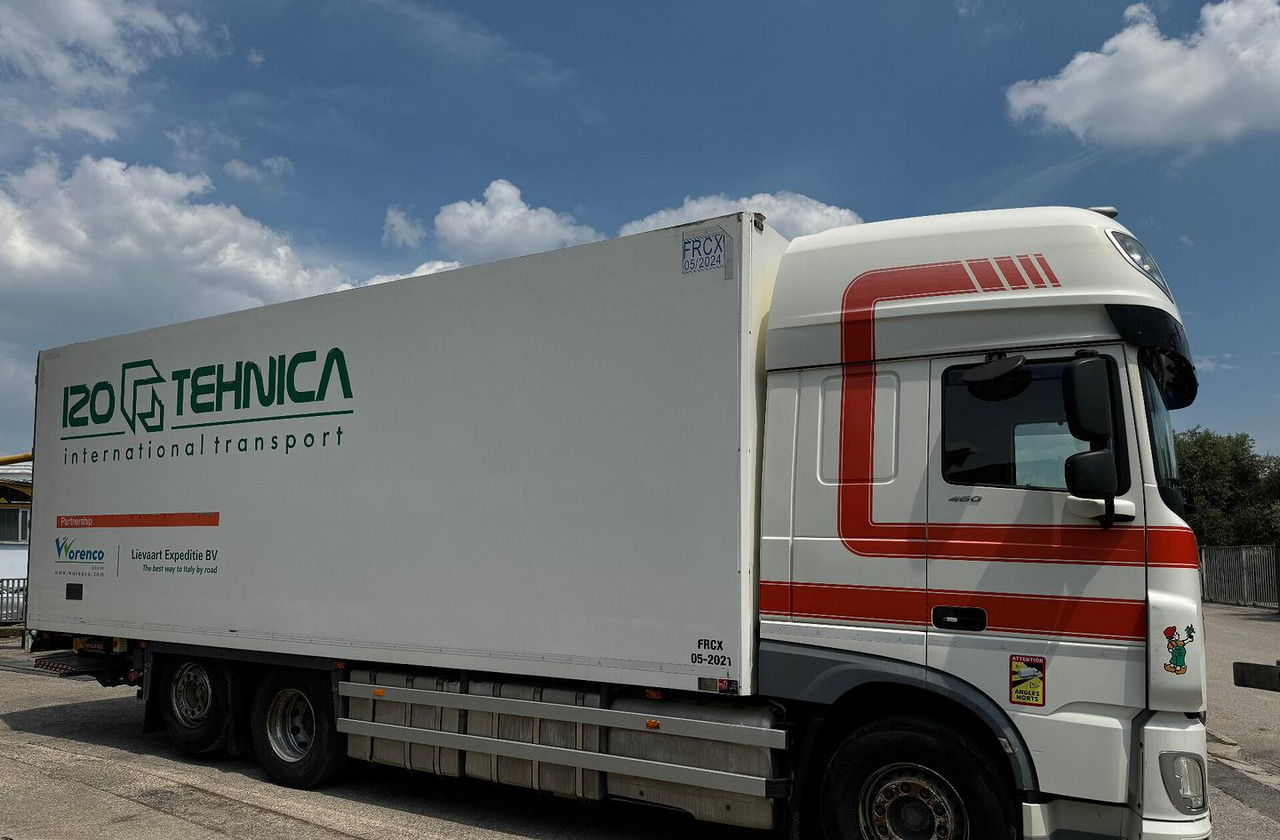 Motrice frigo DAF XF 105.460 con Sponda - Other machinery: picture 3 Motrice frigo DAF XF 105.460 con Sponda - Other machinery: picture 3