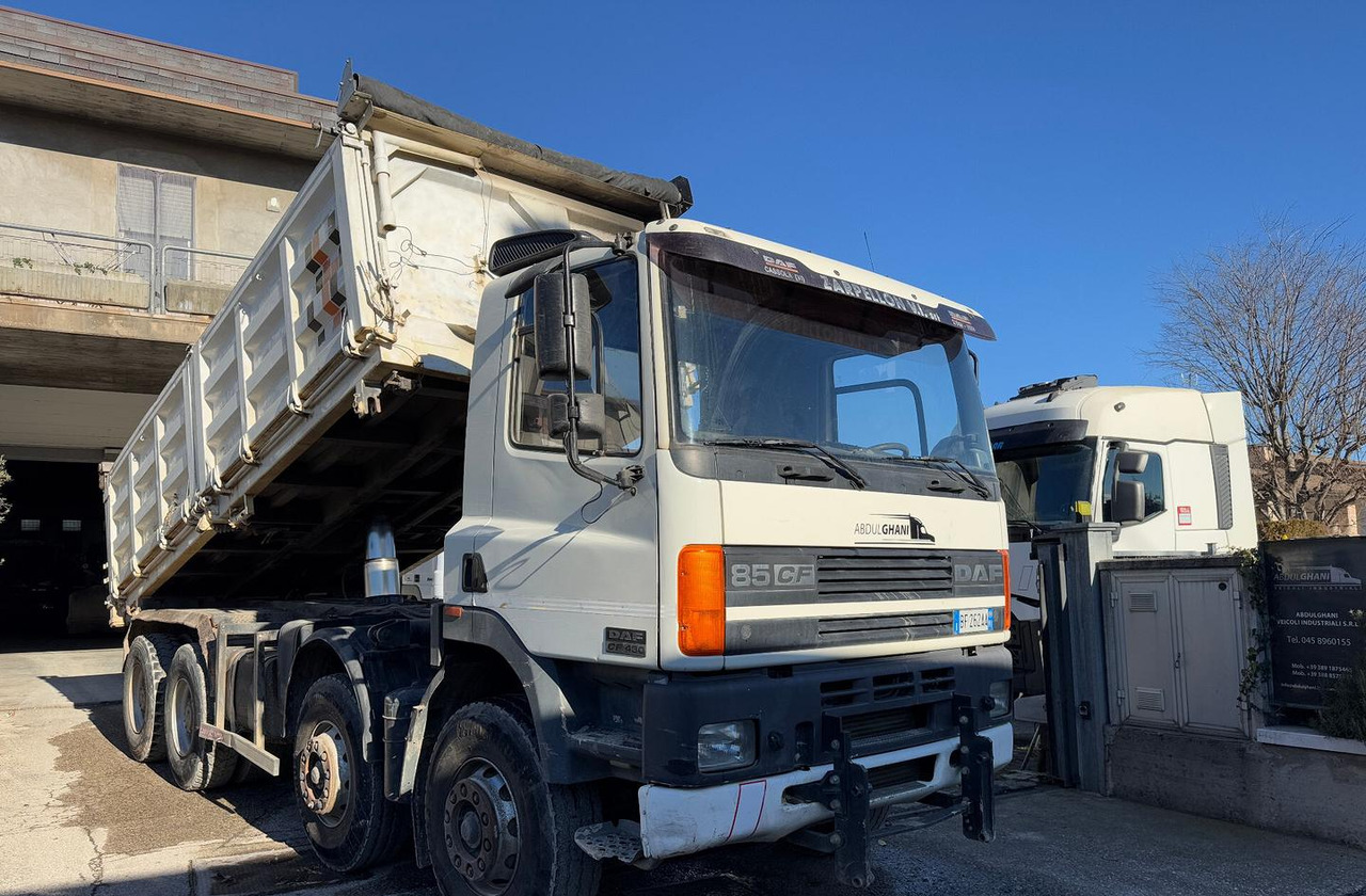 Ribaltabile DAF 85 CF 430 - anno 1999 - Tipper: picture 1 Ribaltabile DAF 85 CF 430 - anno 1999 - Tipper: picture 1