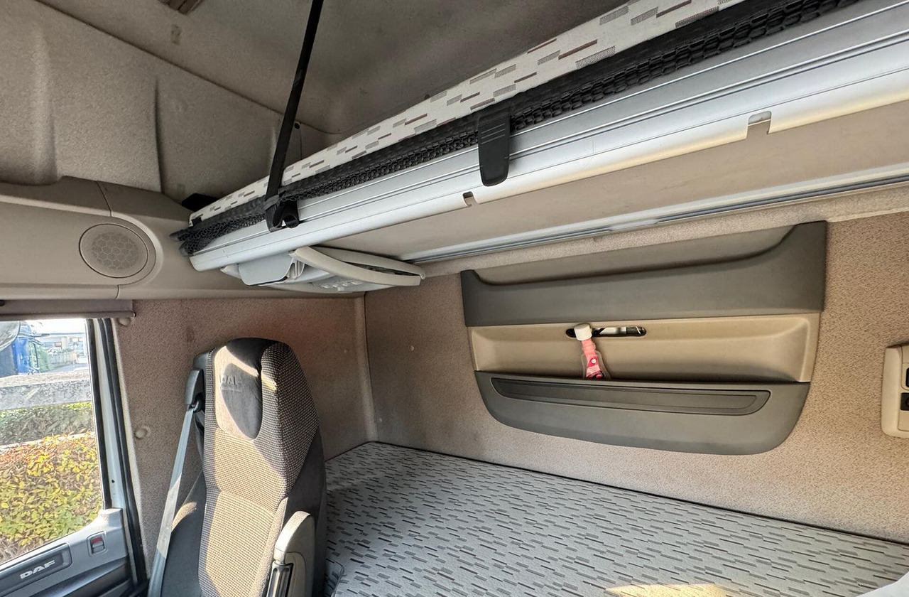 Tractor unit DAF XF 460 FT - 2017 - IMPIANTO RIBALTABILE: picture 8 Tractor unit DAF XF 460 FT - 2017 - IMPIANTO RIBALTABILE: picture 8