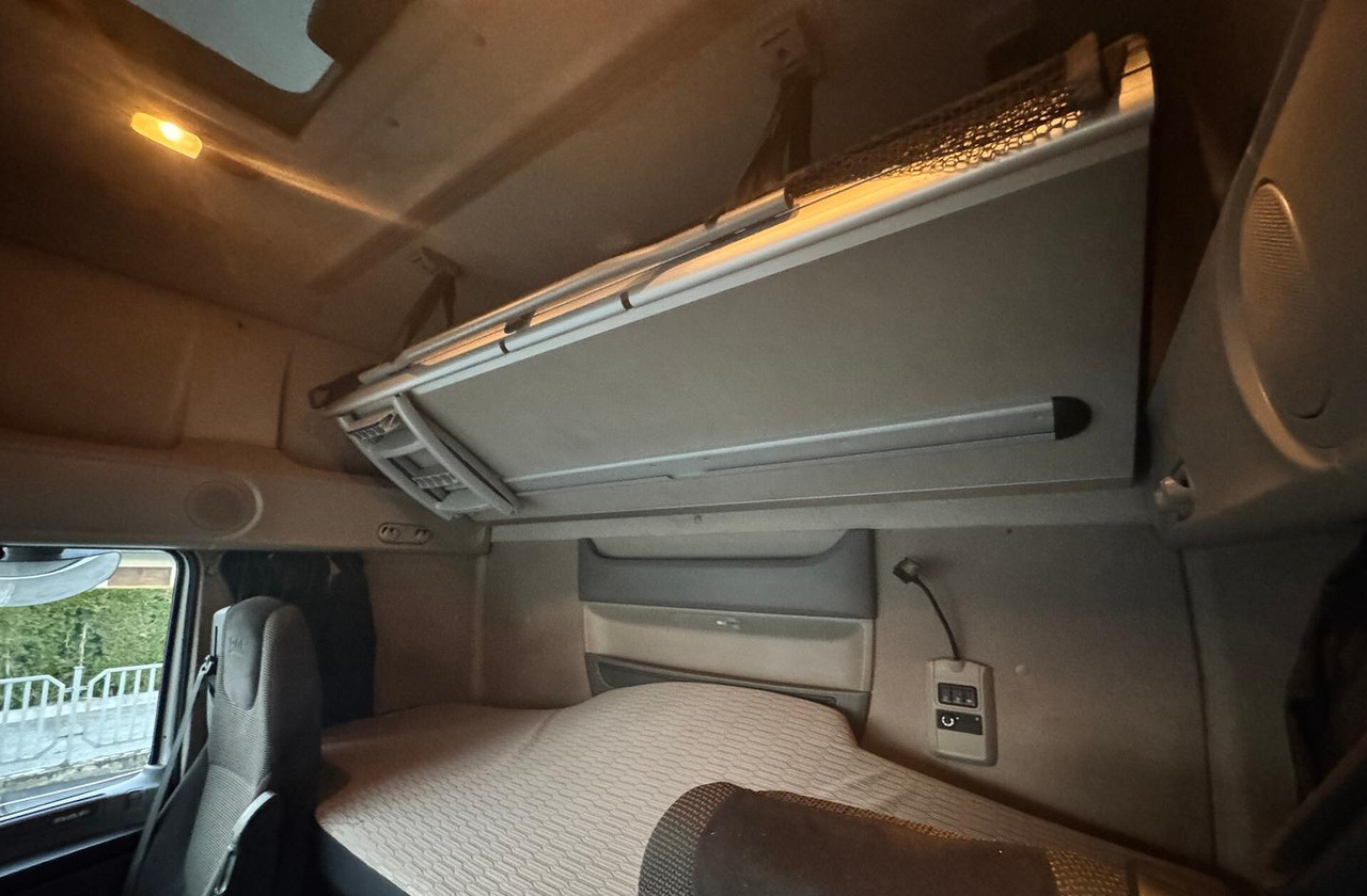 Daf XF 460 FT - euro 6 - 2017 - Tractor unit: picture 5 Daf XF 460 FT - euro 6 - 2017 - Tractor unit: picture 5