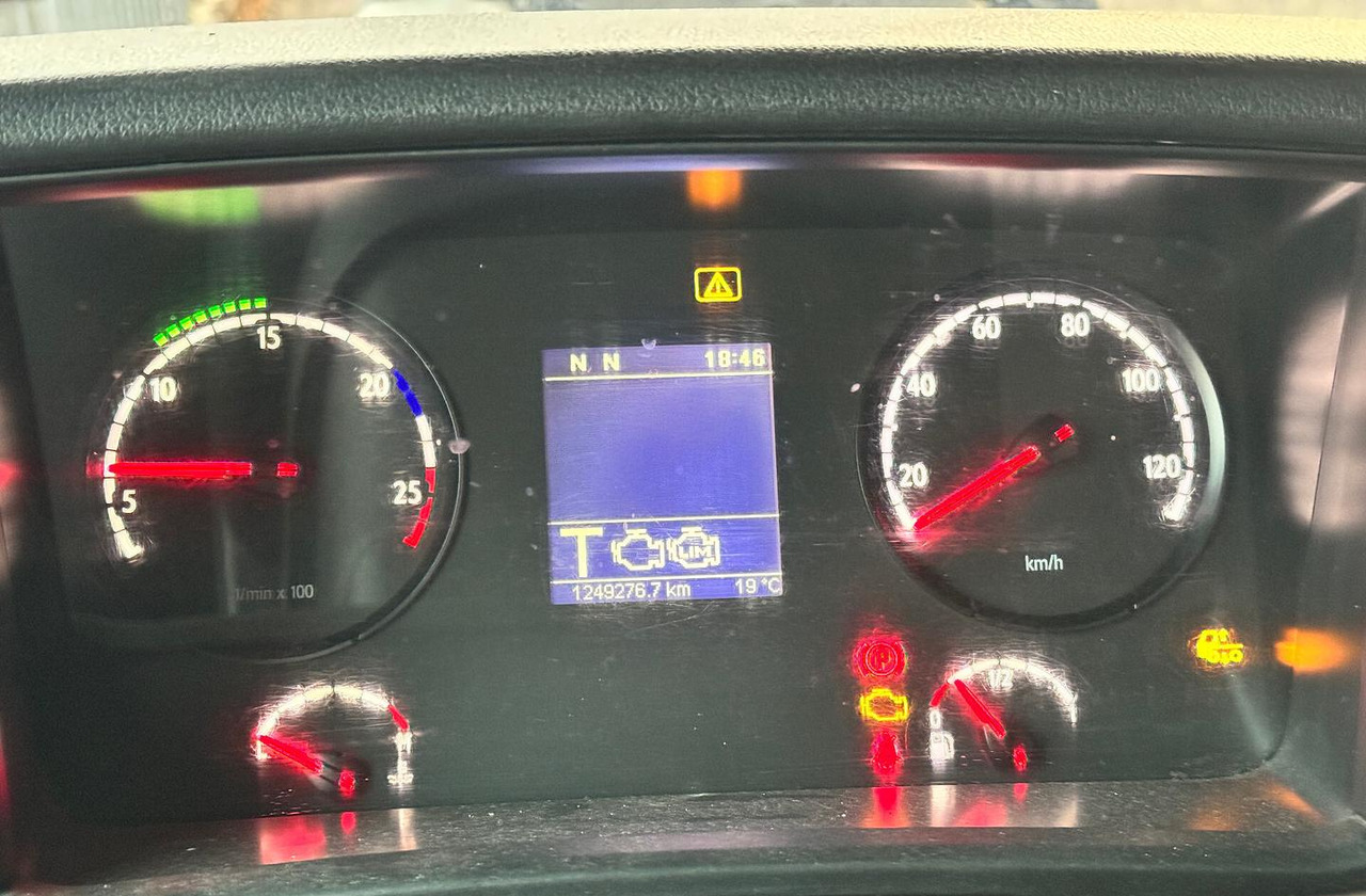 Tractor unit Trattore stradale Scania R420 - Euro 5 - 2011: picture 7 Tractor unit Trattore stradale Scania R420 - Euro 5 - 2011: picture 7