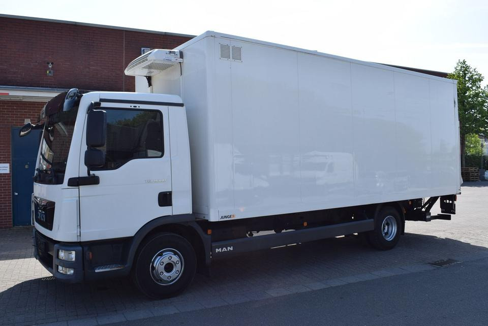 MAN TGL 8.180 Koffer 6,20mLBW 1000KG Klima - Refrigerator truck: picture 3 MAN TGL 8.180 Koffer 6,20mLBW 1000KG Klima - Refrigerator truck: picture 3
