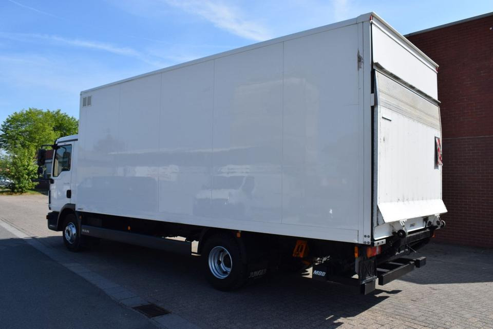 MAN TGL 8.180 Kühlkoffer 6,20mLBW 1000KG Klima - Refrigerator truck: picture 4 MAN TGL 8.180 Kühlkoffer 6,20mLBW 1000KG Klima - Refrigerator truck: picture 4