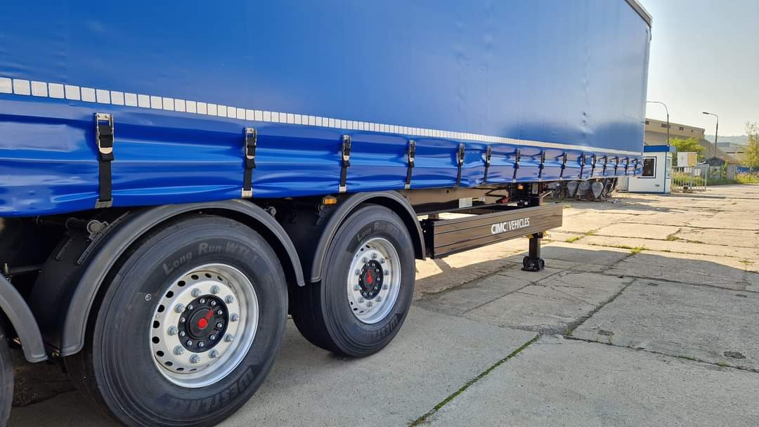CIMC - Curtainsider semi-trailer: picture 3 CIMC - Curtainsider semi-trailer: picture 3