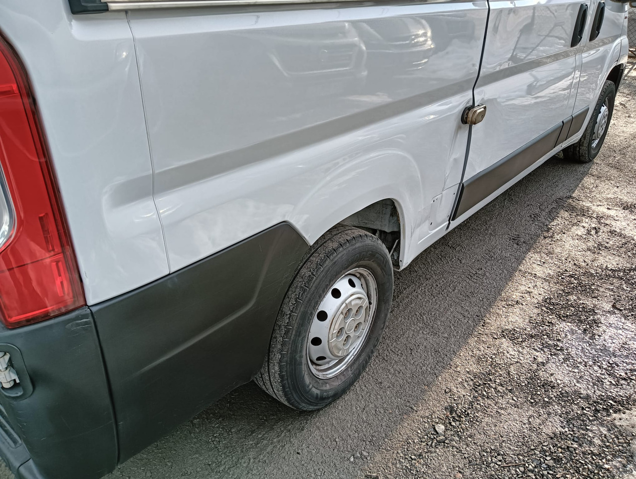 Small van FIAT DUCATO FURGON BLASZAK L2H1 NR 823: picture 10