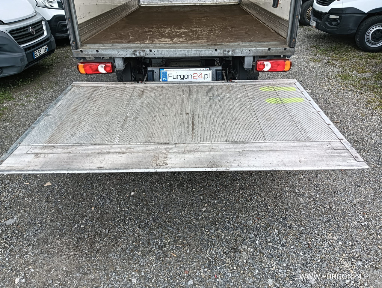 Box van FIAT DUCATO KONTENER WINDA NR 886: picture 7 Box van FIAT DUCATO KONTENER WINDA NR 886: picture 7