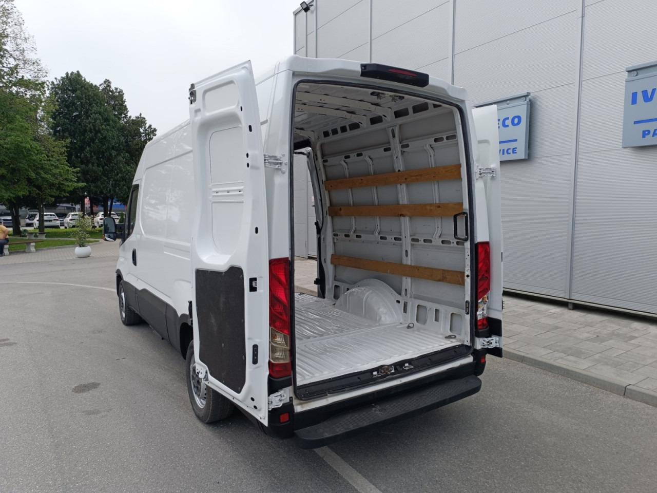 Panel van IVECO Daily 35S14N 12m3: picture 12 Panel van IVECO Daily 35S14N 12m3: picture 12