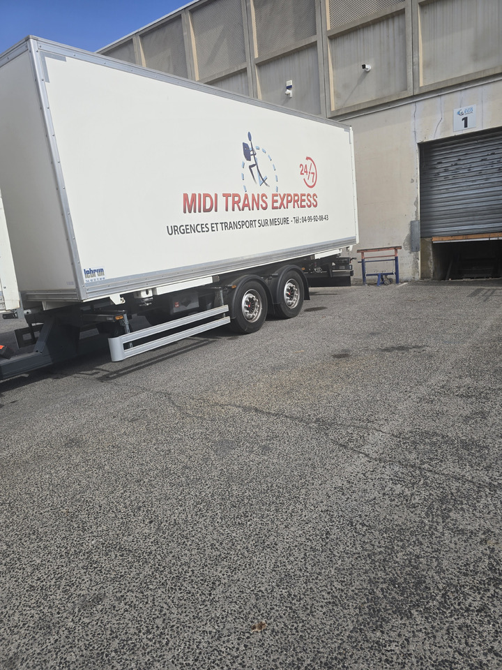 Container transporter/ Swap body truck SCANIA R 450: picture 6