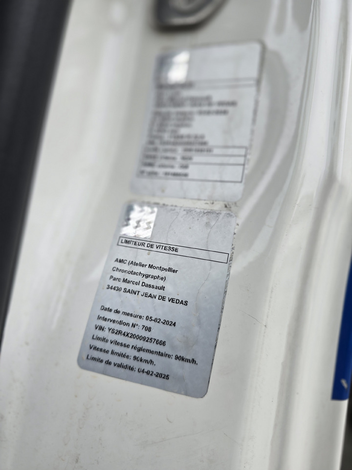 Container transporter/ Swap body truck SCANIA R 450: picture 14