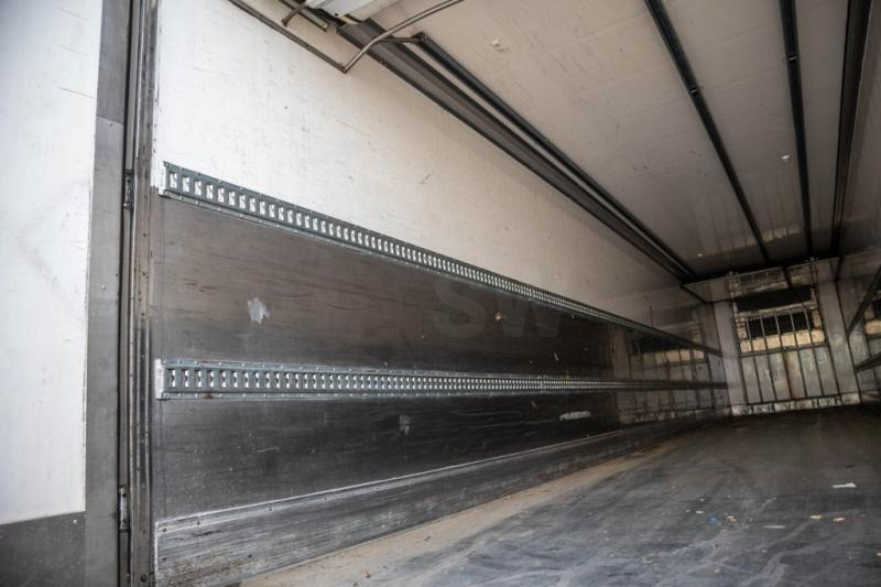 Lecitrailer CARRIER 1950MT+DHOLLANDIA 3TON - Refrigerator semi-trailer: picture 5 Lecitrailer CARRIER 1950MT+DHOLLANDIA 3TON - Refrigerator semi-trailer: picture 5