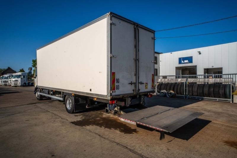 Box truck Renault D WIDE 250 (16T)DXI +DHOLLANDIA: picture 9