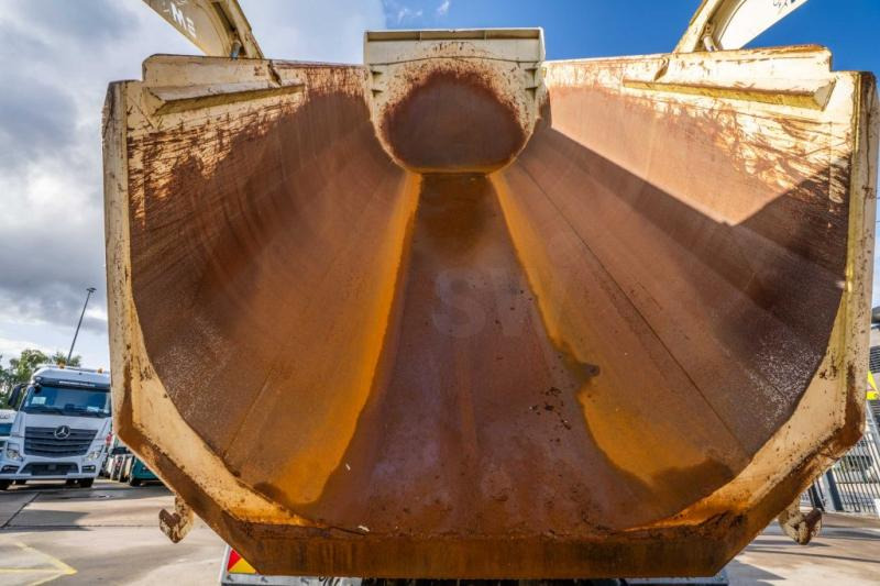 Leasing of Renault K 480 + BENNE ENROCHEMENT HARDOX Renault K 480 + BENNE ENROCHEMENT HARDOX: picture 9 Leasing of Renault K 480 + BENNE ENROCHEMENT HARDOX Renault K 480 + BENNE ENROCHEMENT HARDOX: picture 9