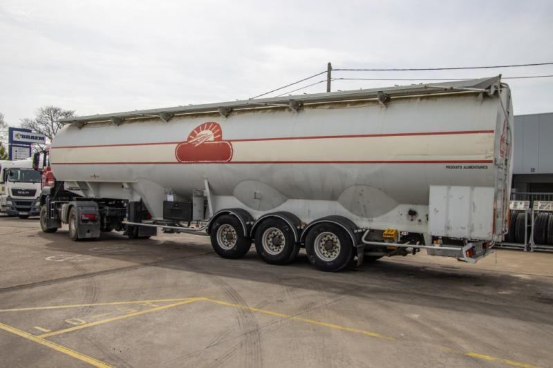 SPITZER SILO SILO SK60CP-60.000L / 7COMP. - Silo semi-trailer: picture 3 SPITZER SILO SILO SK60CP-60.000L / 7COMP. - Silo semi-trailer: picture 3