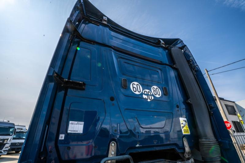 Leasing of Mercedes ACTROS 1846 LS Mercedes ACTROS 1846 LS: picture 8