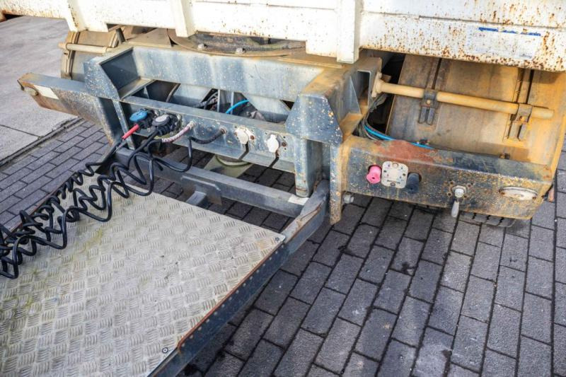 Trouillet PLATEAU + 3 ASSEN DOLLY - Dropside/ Flatbed trailer: picture 5 Trouillet PLATEAU + 3 ASSEN DOLLY - Dropside/ Flatbed trailer: picture 5