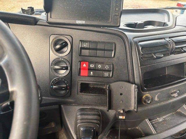 Box truck Mercedes-Benz Atego 1230 1230,1530 Klima Luft LBW LBW: picture 10 Box truck Mercedes-Benz Atego 1230 1230,1530 Klima Luft LBW LBW: picture 10