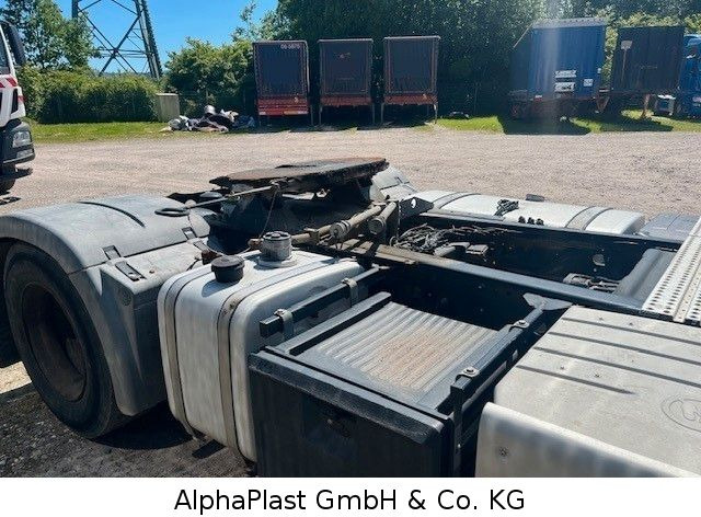 MAN 18.400 / 4x2 Hydraulik MAN 18.400 / 4x2 Hydraulik Orginal KM TipTop - Tractor unit: picture 3 MAN 18.400 / 4x2 Hydraulik MAN 18.400 / 4x2 Hydraulik Orginal KM TipTop - Tractor unit: picture 3