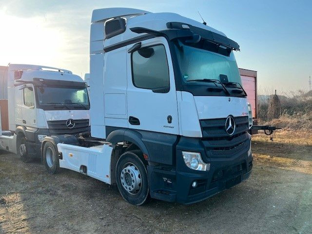 Mercedes-Benz Actros 5 L-Fahrerhaus 1846 - Tractor unit: picture 4 Mercedes-Benz Actros 5 L-Fahrerhaus 1846 - Tractor unit: picture 4