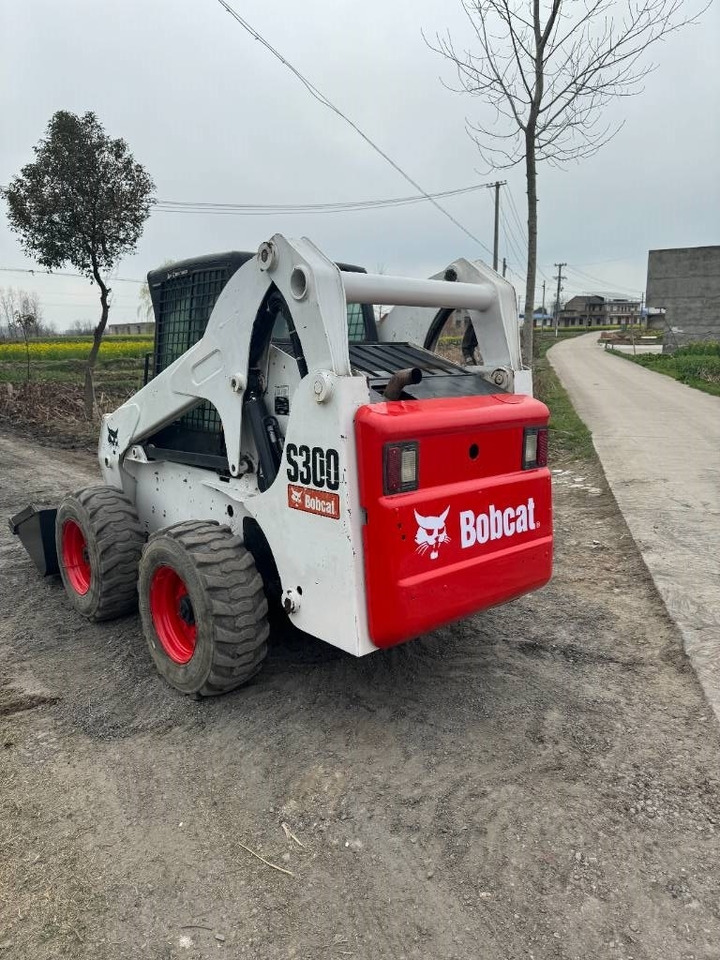 Skid steer loader Bobcat S 300 [ Copy ]: picture 6