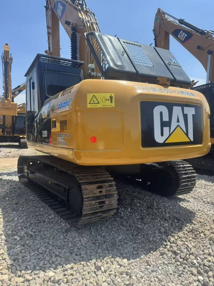 CAT 320D2L - Crawler excavator: picture 5 CAT 320D2L - Crawler excavator: picture 5