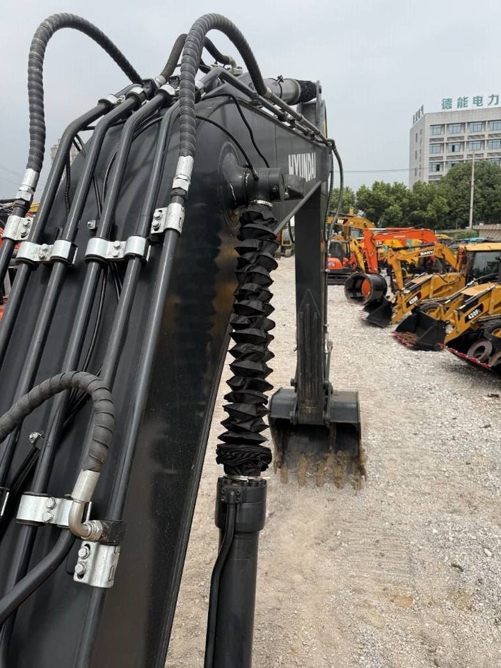 Hyundai HX 220 - Crawler excavator: picture 4 Hyundai HX 220 - Crawler excavator: picture 4