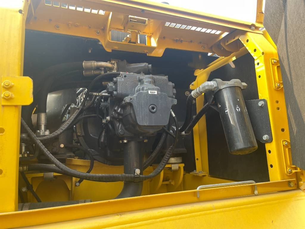 Crawler excavator Komatsu PC 350: picture 8