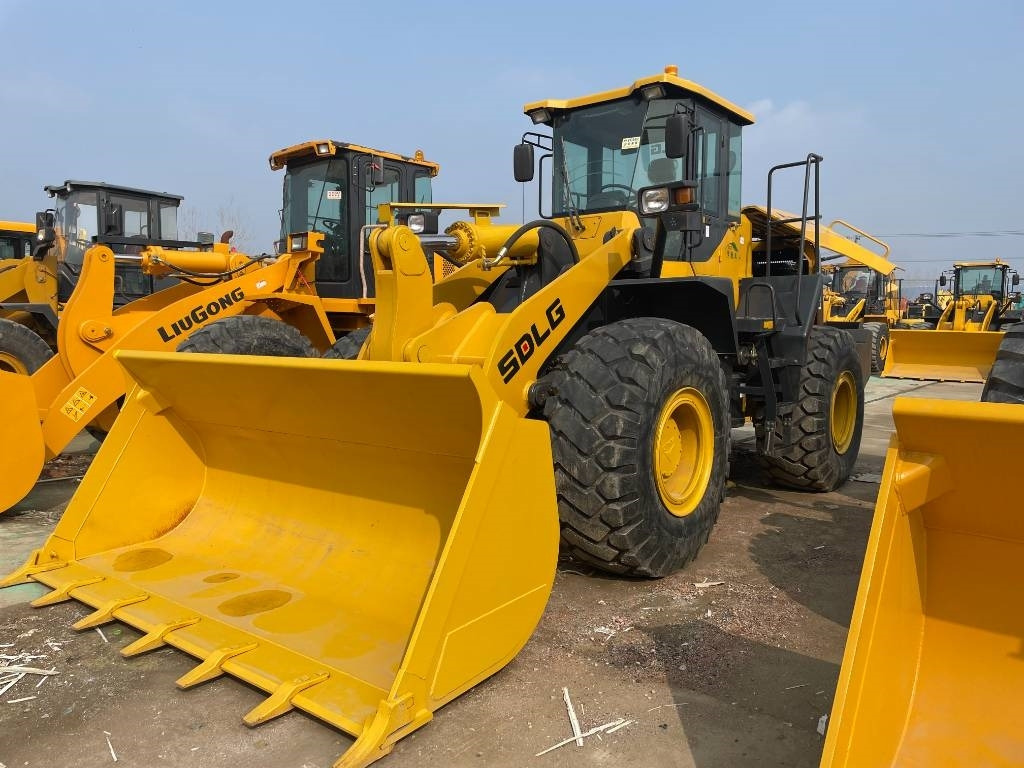 SDLG LG956F - Wheel loader: picture 5 SDLG LG956F - Wheel loader: picture 5