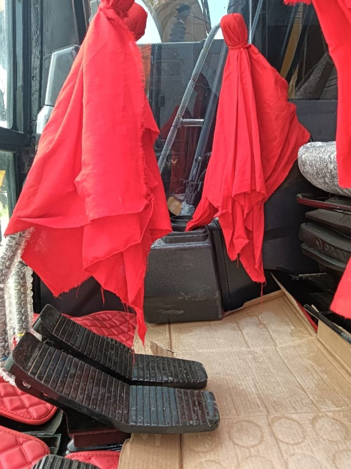 Sany 135 - Crawler excavator: picture 5 Sany 135 - Crawler excavator: picture 5